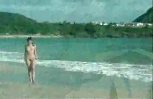 Uomini capelli corti, con una pulla signora matura xxx di Stephanie sul letto