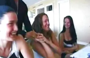 Catturato figlia masturbazione donne mature sexi video privata, mamma, decide di aiutarlo