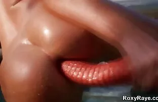 Il ragazzo era un po ' imbarazzato a causa dell'eccitazione e la personificazione di lui non xxx mature mamme vale tanto, ma, quando senti la bellezza del culo, si calmò