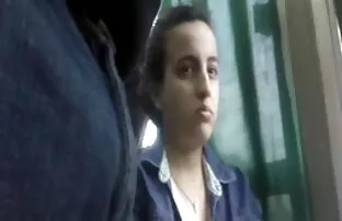 L'insegnante seduce il suo studente e mostra tutto il piacere delle carezze xxx milf nere lesbiche
