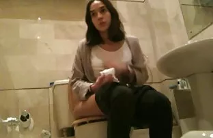 L'attrice porno prova la tua forza negli sport d'avventura milf mature video porno