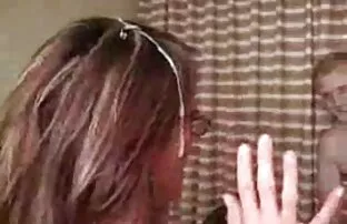 Il ragazzo scopa xxx mature vogliose il suo cattivo vicino di casa in anale